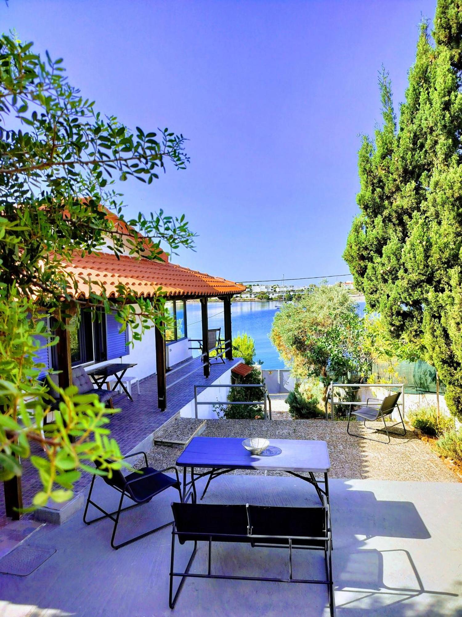 Cap Seafront Holiday home *